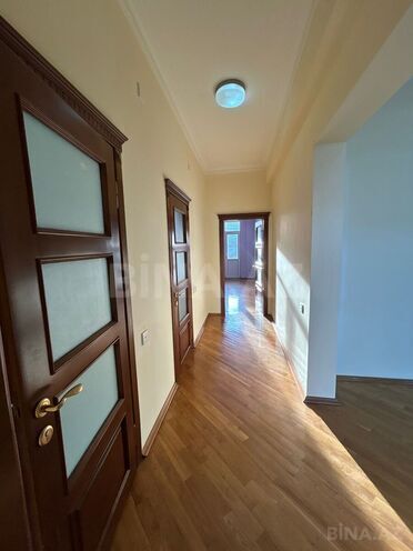 İcarəyə verilir 3 otaqlı yeni tikili 135 m², İnşaatçılar m., photo 9 from 24