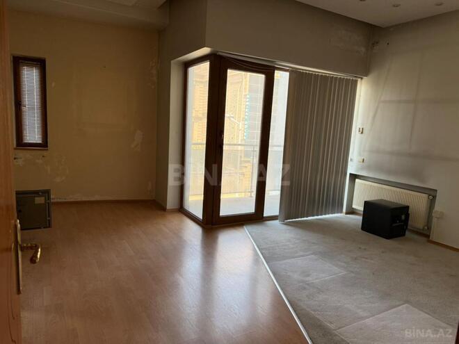 İcarəyə verilir 15 otaqlı həyət evi/bağ evi 1 000 m², Gənclik m., photo 7 from 17