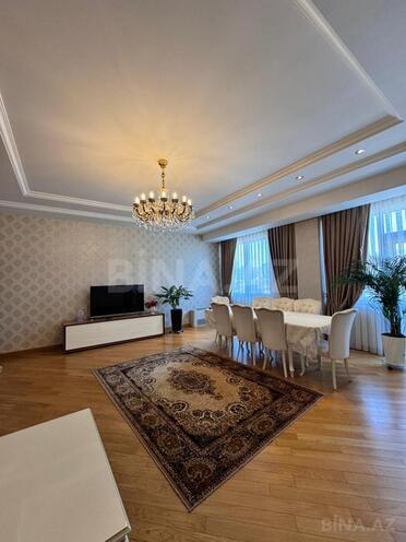 Продаётся 3-комн. новостройка 175 м², м. Низами, photo 4 from 23