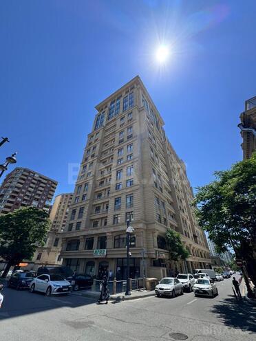 Продаётся 3-комн. новостройка 175 м², м. Низами, photo 22 from 23
