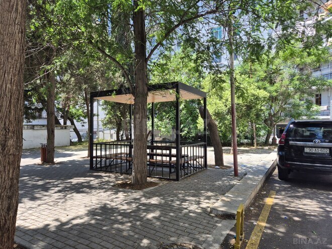 İcarəyə verilir 3 otaqlı köhnə tikili 90 m², 28 May m., photo 15 from 17