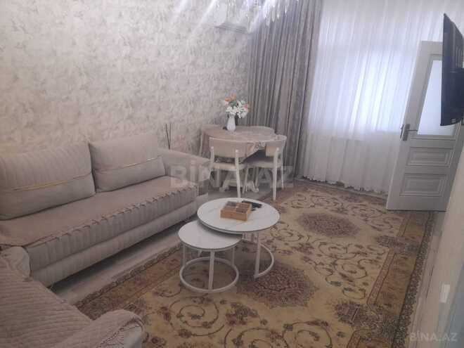 Продаётся 2-комн. вторичка 50 м², м. 8 ноября, photo 1 from 8