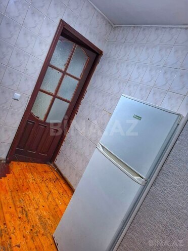 Satılır 2 otaqlı köhnə tikili 60 m², İnşaatçılar m., photo 13 from 15