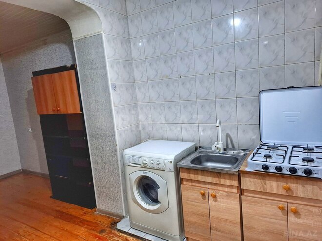 Satılır 2 otaqlı köhnə tikili 60 m², İnşaatçılar m., photo 8 from 15