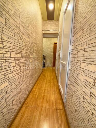Satılır 2 otaqlı köhnə tikili 70 m², photo 15 from 24