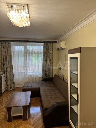 İcarəyə verilir 2 otaqlı köhnə tikili 53 m², İnşaatçılar m., photo 4 from 11