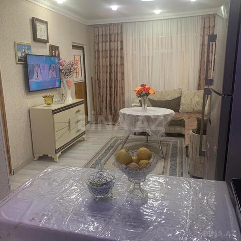 Продаётся 4-комн. вторичка 100 м², Хатаинский р., photo 6 from 19