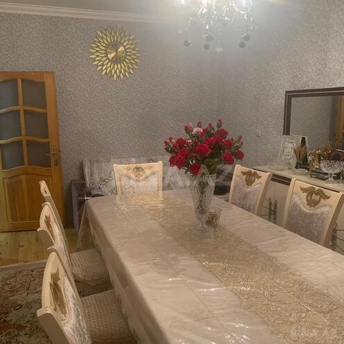 Продаётся 4-комн. вторичка 100 м², Хатаинский р., photo 4 from 19