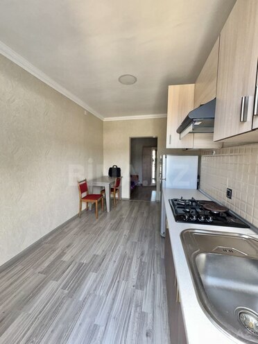 İcarəyə verilir 2 otaqlı köhnə tikili 25 m², 20-ci sahə q., photo 1 from 8