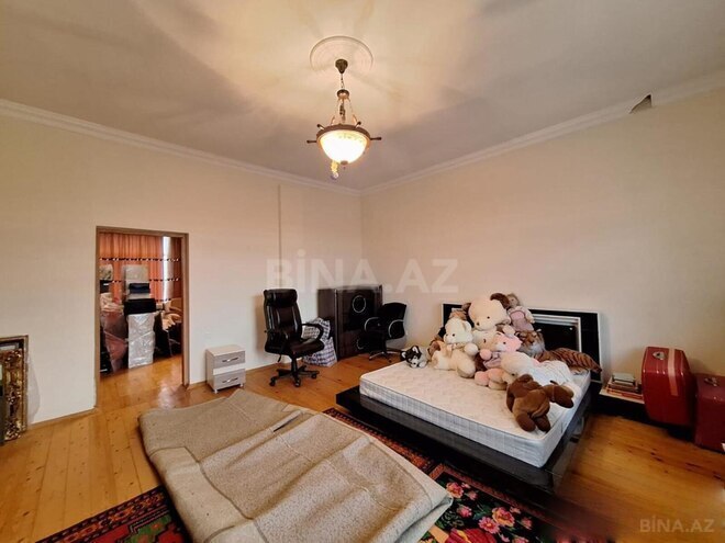 Satılır 8 otaqlı həyət evi/bağ evi 650 m², Novxanı q., photo 28 from 32