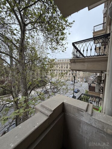 Satılır 3 otaqlı yeni tikili 160 m², Sahil m., photo 3 from 20