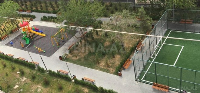 Satılır 4 otaqlı köhnə tikili 100 m², Bakıxanov q., photo 1 from 17
