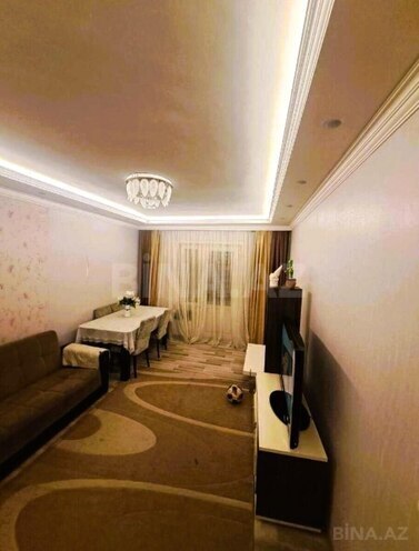 Продаётся 3-комн. вторичка 80 м², пос. Ени Гюнешли, photo 1 from 9