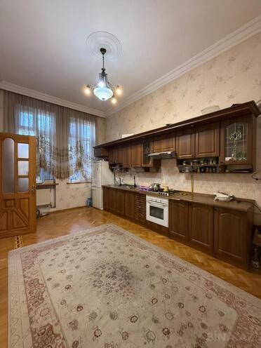 Satılır 5 otaqlı həyət evi/bağ evi 360 m², Yasamal r., photo 12 from 27