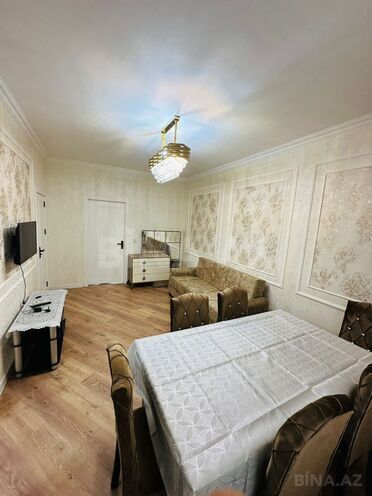 Satılır 2 otaqlı köhnə tikili 60 m², Memar Əcəmi m., photo 3 from 10