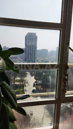 Satılır 2 otaqlı köhnə tikili 80 m², Nizami m., photo 6 from 9