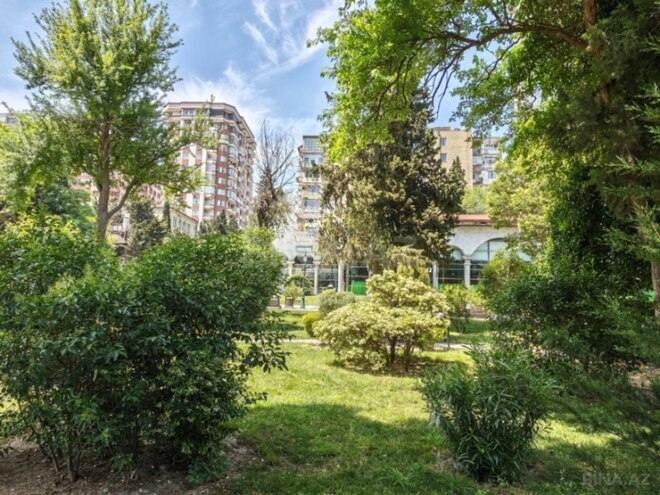 Satılır 2 otaqlı köhnə tikili 80 m², Nizami m., photo 7 from 9