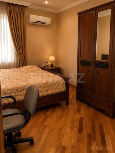 İcarəyə verilir 5 otaqlı həyət evi/bağ evi 300 m², Mərdəkan q., photo 31 from 32