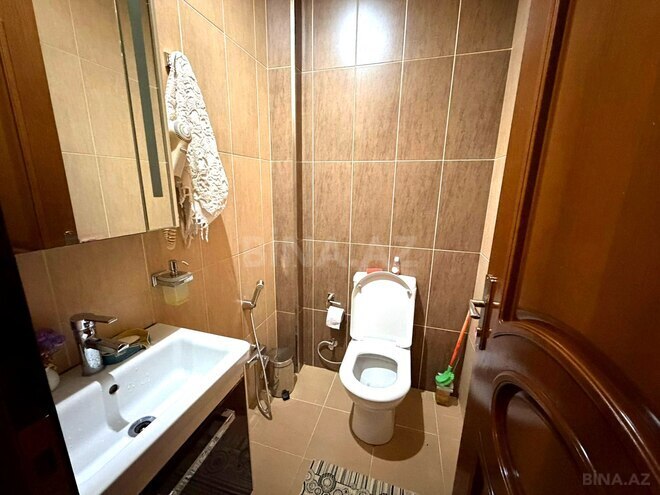 Satılır 6 otaqlı həyət evi/bağ evi 250 m², Qara Qarayev m., photo 29 from 32