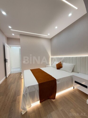Satılır 3 otaqlı köhnə tikili 110 m², Nəsimi m., photo 1 from 19