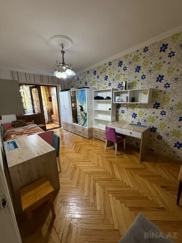 İcarəyə verilir 3 otaqlı köhnə tikili 90 m², Elmlər Akademiyası m., photo 3 from 13