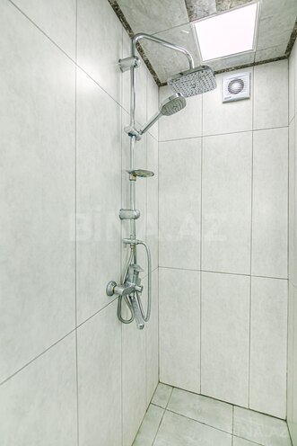 İcarəyə verilir 5 otaqlı köhnə tikili 250 m², Bayıl q., photo 17 from 32