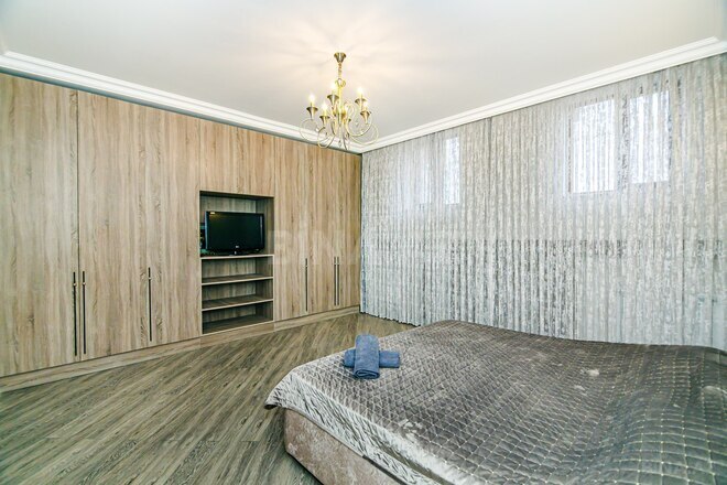 İcarəyə verilir 5 otaqlı köhnə tikili 250 m², Bayıl q., photo 20 from 32