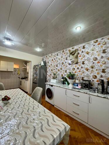 Satılır 2 otaqlı köhnə tikili 70 m², İnşaatçılar m., photo 9 from 14