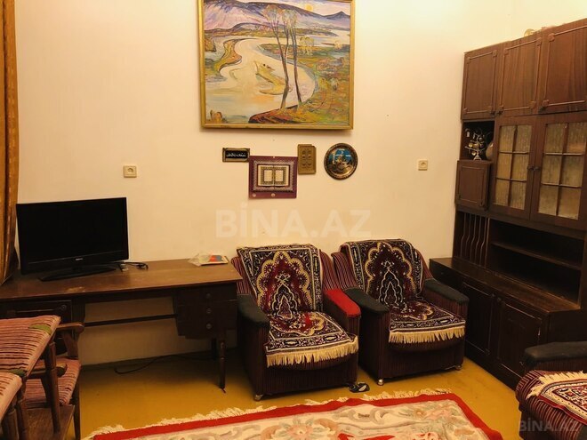 İcarəyə verilir 2 otaqlı köhnə tikili 90 m², İçəri Şəhər m., photo 3 from 19