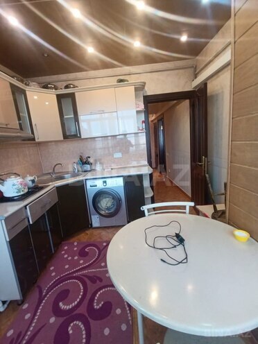 Satılır 2 otaqlı köhnə tikili 65 m², Azadlıq Prospekti m., photo 7 from 11