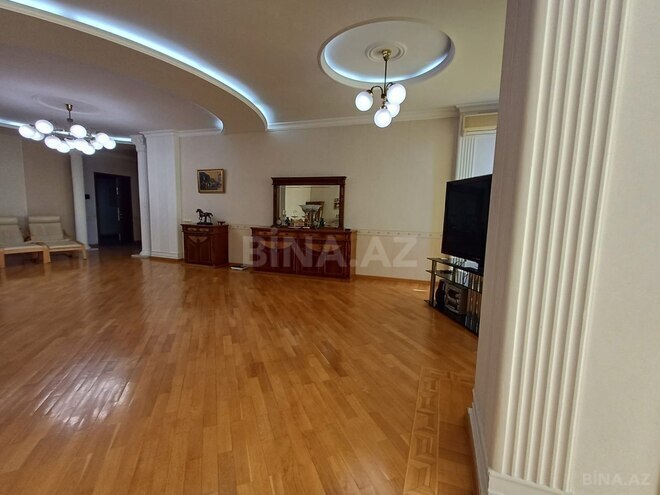 Сдаётся 4-комн. новостройка 220 м², м. 28 мая, photo 11 from 15