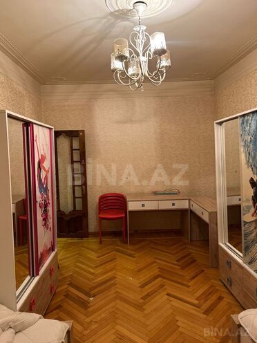 İcarəyə verilir 4 otaqlı köhnə tikili 110 m², 8-ci mikrorayon q., photo 13 from 26