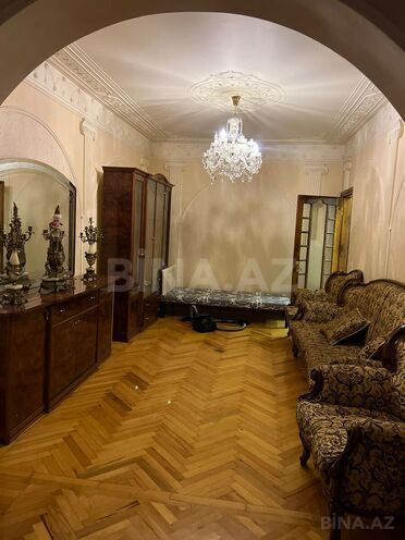 İcarəyə verilir 4 otaqlı köhnə tikili 110 m², 8-ci mikrorayon q., photo 9 from 26