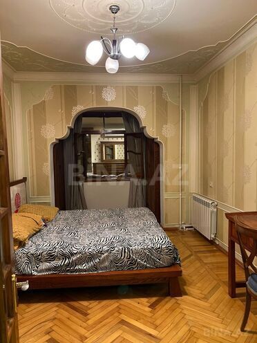 İcarəyə verilir 4 otaqlı köhnə tikili 110 m², 8-ci mikrorayon q., photo 4 from 26