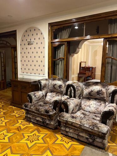 İcarəyə verilir 4 otaqlı köhnə tikili 110 m², 8-ci mikrorayon q., photo 16 from 26