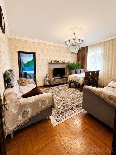 Satılır 3 otaqlı köhnə tikili 85 m², Qara Qarayev m., photo 1 from 16