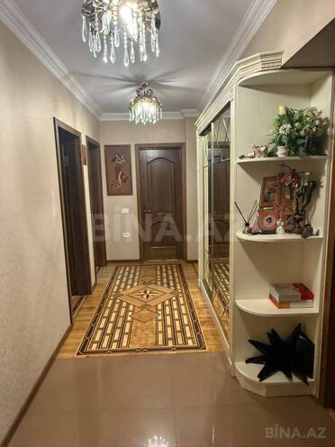 Satılır 4 otaqlı köhnə tikili 121 m², Bayıl q., photo 3 from 12