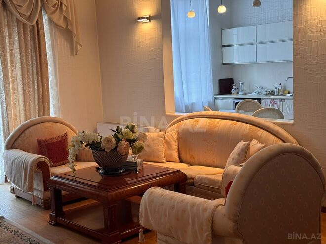 İcarəyə verilir 2 otaqlı yeni tikili 70 m², 8 Noyabr m., photo 9 from 11