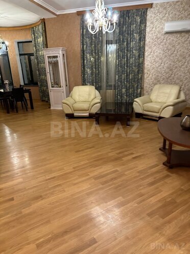İcarəyə verilir 9 otaqlı həyət evi/bağ evi 800 m², Novxanı q., photo 12 from 25