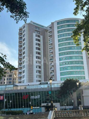 Satılır 4 otaqlı yeni tikili 230 m², Sahil m., photo 4 from 28