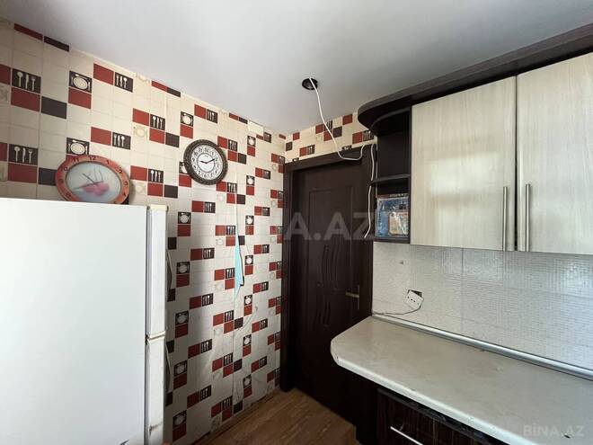 Satılır 2 otaqlı köhnə tikili 55 m², İnşaatçılar m., photo 9 from 13