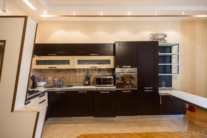 İcarəyə verilir 2 otaqlı köhnə tikili 70 m², Sahil m., photo 7 from 20
