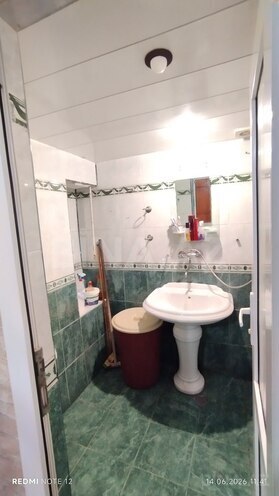 Satılır 2 otaqlı köhnə tikili 65 m², Hövsan q., photo 15 from 17