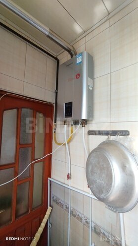 Satılır 2 otaqlı köhnə tikili 65 m², Hövsan q., photo 12 from 17