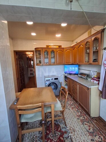 Satılır 5 otaqlı köhnə tikili 144 m², Xalqlar Dostluğu m., photo 8 from 21