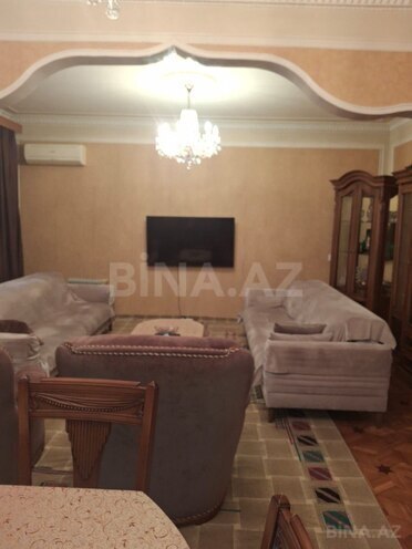 Satılır 5 otaqlı köhnə tikili 144 m², Xalqlar Dostluğu m., photo 9 from 21