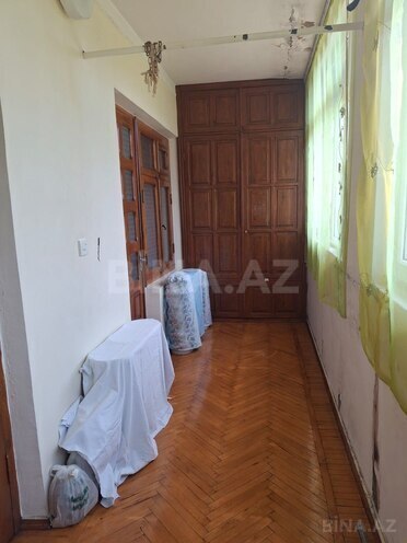 Satılır 5 otaqlı köhnə tikili 144 m², Xalqlar Dostluğu m., photo 18 from 21