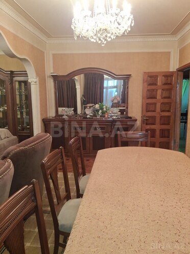 Satılır 5 otaqlı köhnə tikili 144 m², Xalqlar Dostluğu m., photo 3 from 21