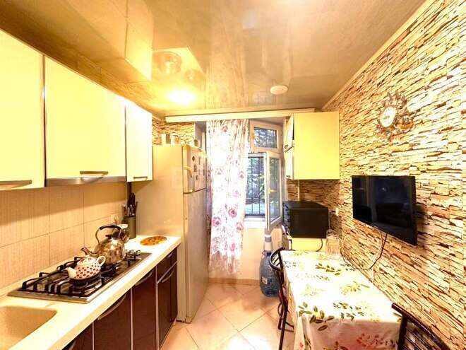 Satılır 3 otaqlı köhnə tikili 85 m², Nizami m., photo 6 from 9