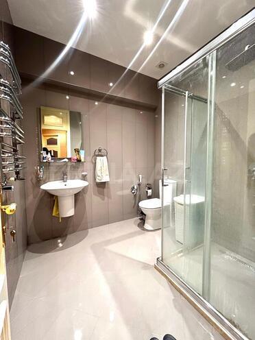 Satılır 3 otaqlı köhnə tikili 120 m², Nərimanov r., photo 15 from 18